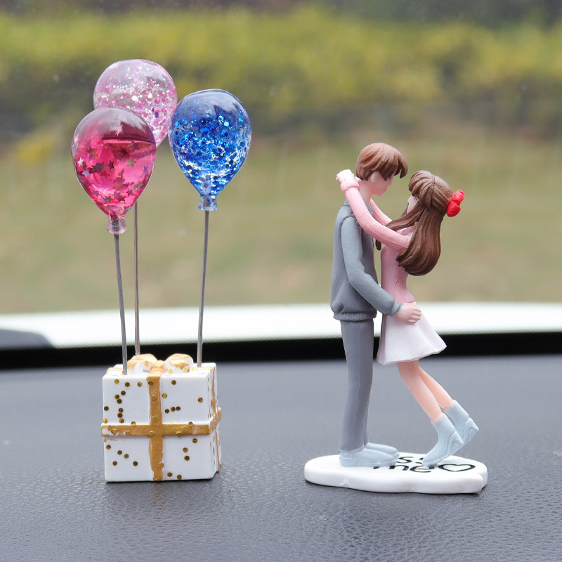 Cute Couple Dashboard Ornament Set